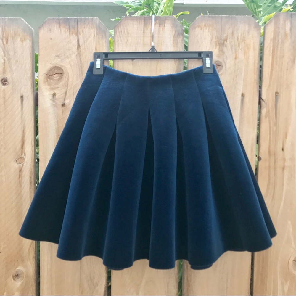 LC Lauren Conrad Pleated Velvet Skirt